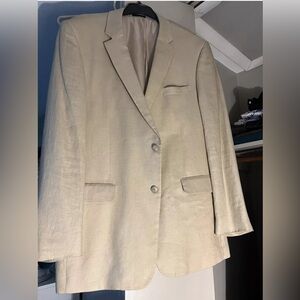 Andrew Fezza Linen Suit. Tan/Beige Condition is Pre-owned. Worn one time.